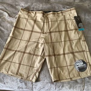 Opflex 4 way stretch shorts
